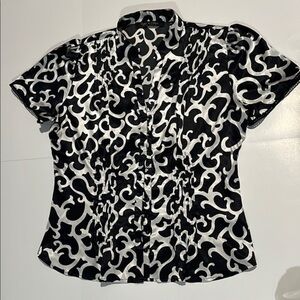 Violet & Claire Black and White Button Down Shirt with Mandarin Collar